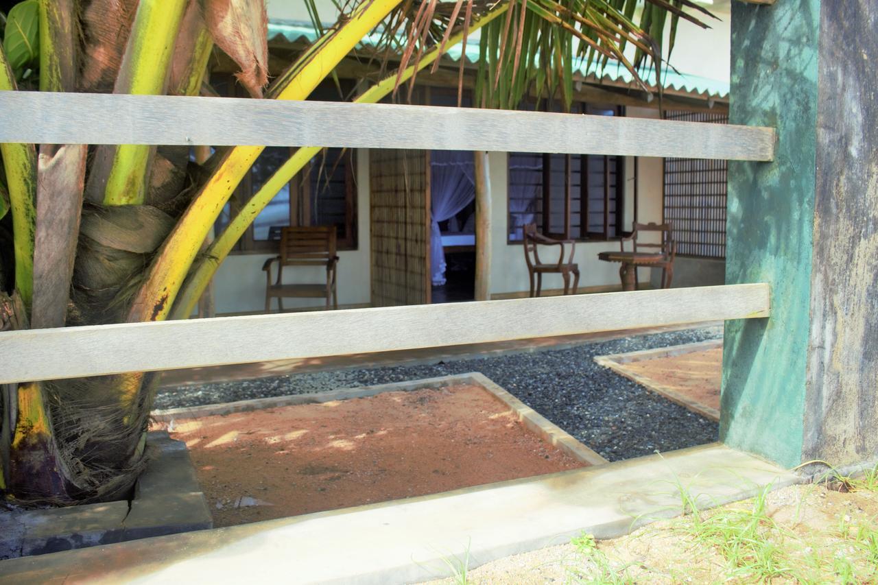 Asiri Yoga Retreat Hotell Kadurupe Eksteriør bilde
