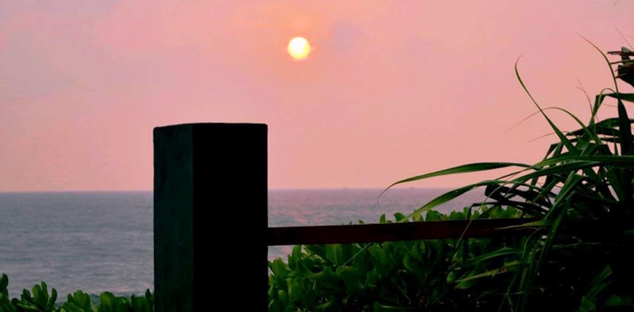Asiri Yoga Retreat Hotell Kadurupe Eksteriør bilde